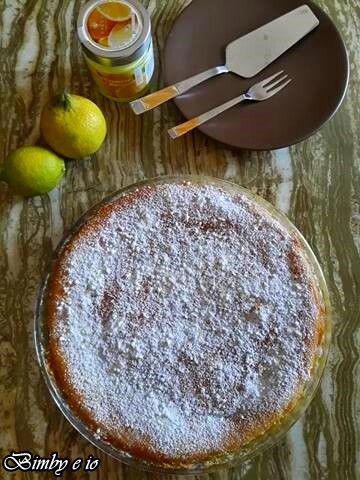 Crostata versata farcita di crema al limone