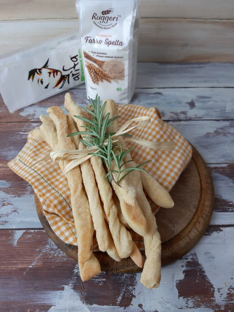 Grissini attorcigliati al farro
