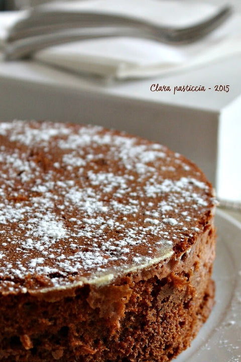 Torta al latte caldo con doppio cioccolato