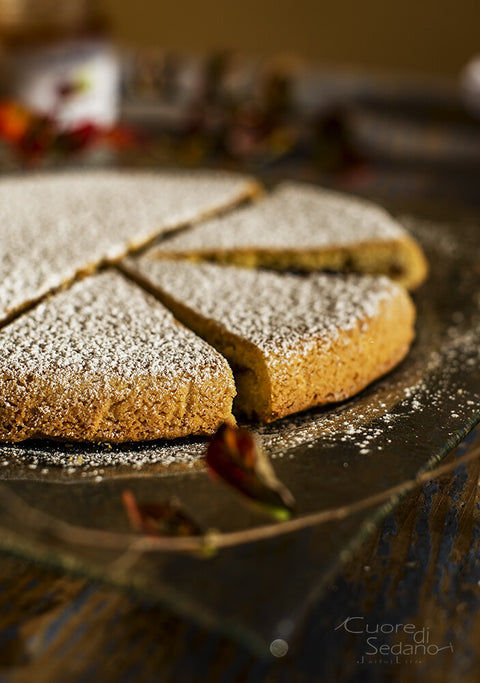 Torta con confettura di fichi