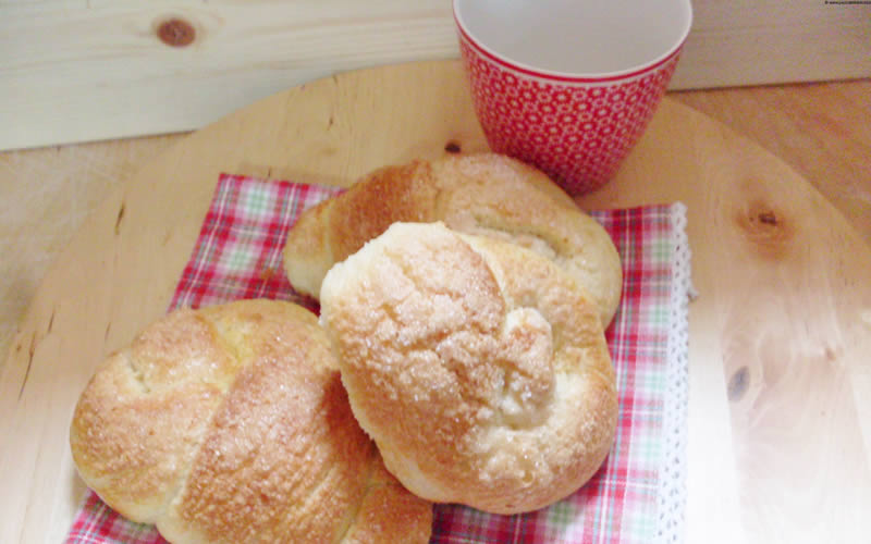 Brioche con pasta madre | Pasta Madre Essiccata con Lievito